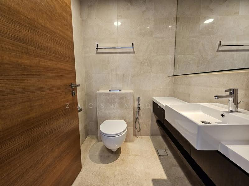 Altez, 16 Enggor Street, Chinatown / Tanjong Pagar, 2 Bedrooms, 1,109 sqft, Condominium For Sale, by Zacson Ong, 500266010 - Bathroom - PropertyGuru.com.sg