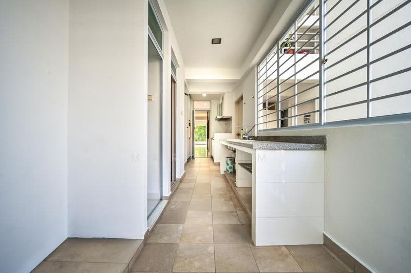 Clementi Park, 137 Sunset Way, Clementi Park / Upper Bukit Timah, 3 Bedrooms, 1,959 sqft, Condominium For Sale, by Marc Lim, 500266014 - Corridor - PropertyGuru.com.sg