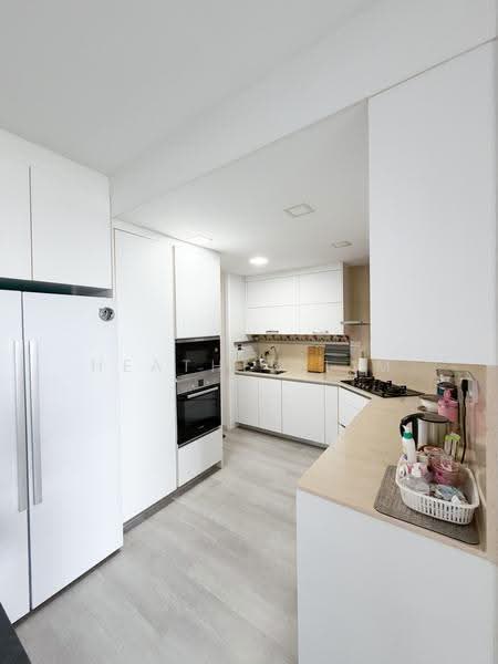 Lilydale, 560 Yishun Ave 6, Sembawang / Yishun, 3 Bedrooms, 1,195 sqft, Condominium For Rent, by HEATHER LIM, 500266015 - Kitchen - PropertyGuru.com.sg