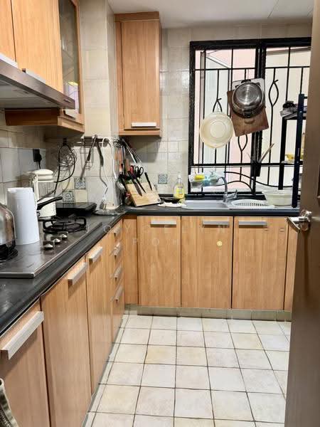 Seletar Springs Condominium, 106 Gerald Drive, Seletar / Yio Chu Kang, 2 Bedrooms, 1,238 sqft, Condominium For Sale, by Joycelyn Poh, 500266016 - Kitchen - PropertyGuru.com.sg