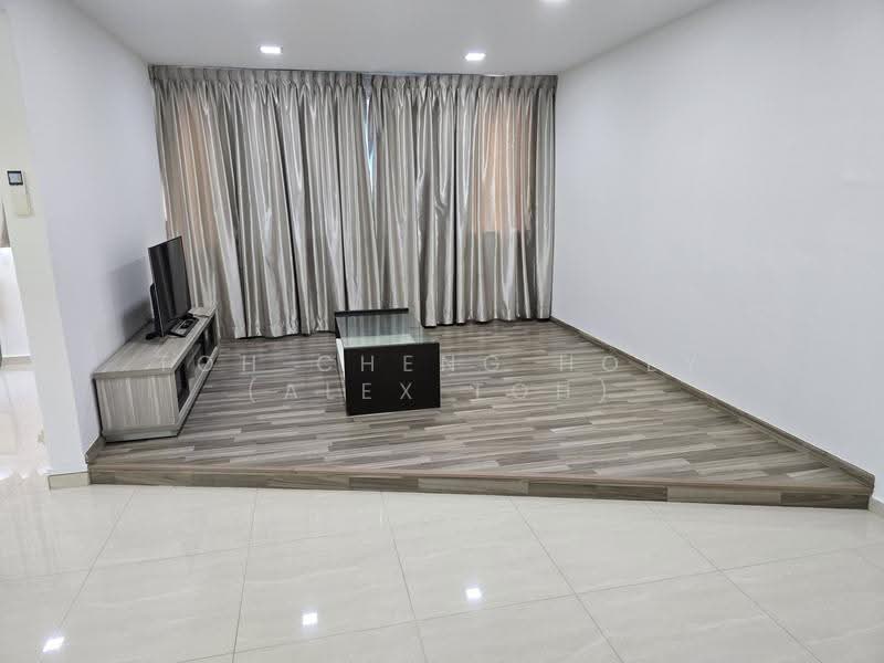165 Simei Road, 165 Simei Road, Pasir Ris / Tampines, 3 Bedrooms, 1,313 sqft, HDB Flat For Sale, by Toh Cheng Hoey (Alex Toh), 500266027 - Living Room - PropertyGuru.com.sg