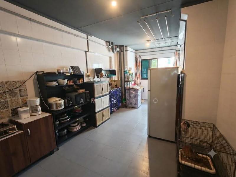 286 Yishun Avenue 6, 286 Yishun Avenue 6, Sembawang / Yishun, 2 Bedrooms, 797 sqft, HDB Flat For Sale, by James Yeo, 500266028 - Kitchen - PropertyGuru.com.sg