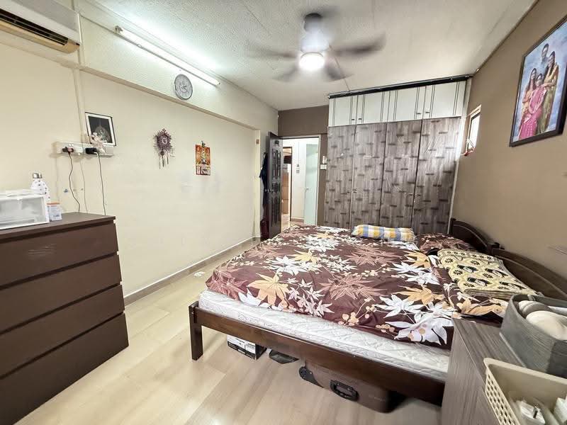 546 Jurong West Street 42, 546 Jurong West Street 42, Boon Lay / Jurong / Tuas, 3 Bedrooms, 1,119 sqft, HDB Flat For Sale, by Shirley Wong, 500266034 - Bedroom - PropertyGuru.com.sg