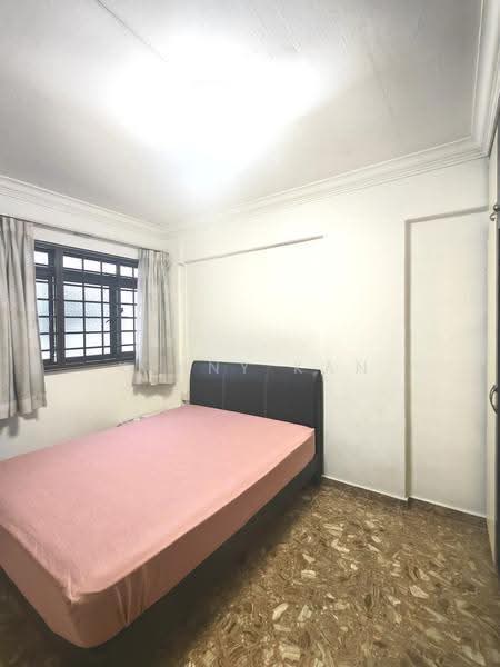 301 Serangoon Avenue 2, 301 Serangoon Avenue 2, Hougang / Punggol / Sengkang, Room Rental, 100 sqft, HDB Flat For Rent, by Kenny Kan, 500266045 - Bedroom - PropertyGuru.com.sg