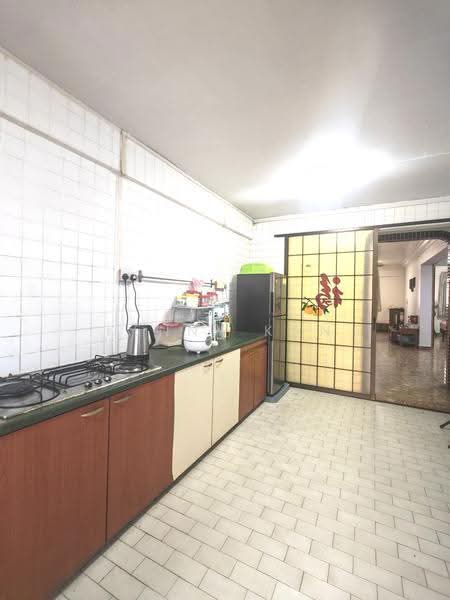 301 Serangoon Avenue 2, 301 Serangoon Avenue 2, Hougang / Punggol / Sengkang, Room Rental, 100 sqft, HDB Flat For Rent, by Kenny Kan, 500266045 - Kitchen - PropertyGuru.com.sg