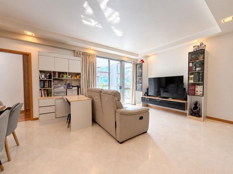 8 @ Mount Sophia, 10 Mount Sophia, Orchard / River Valley, 1 Bedroom, 861 sqft, Condominium For Sale, by Tricia Ong, 500266047 - Living Room - PropertyGuru.com.sg