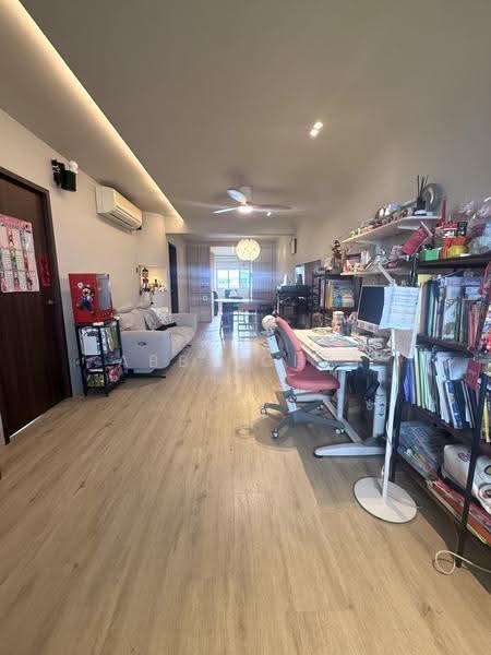 108 Aljunied Crescent, 108 Aljunied Crescent, Eunos / Geylang / Paya Lebar, 3 Bedrooms, 1,001 sqft, HDB Flat For Sale, by Abby Chai, 500266059 - Living Room - PropertyGuru.com.sg