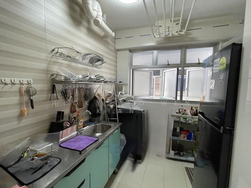 993B Buangkok Link, 993B Buangkok Link, Hougang / Punggol / Sengkang, 1 Bedroom, 409 sqft, HDB Flat For Sale, by Ricky Yeo Wen Kiang, 500266060 - Kitchen - PropertyGuru.com.sg