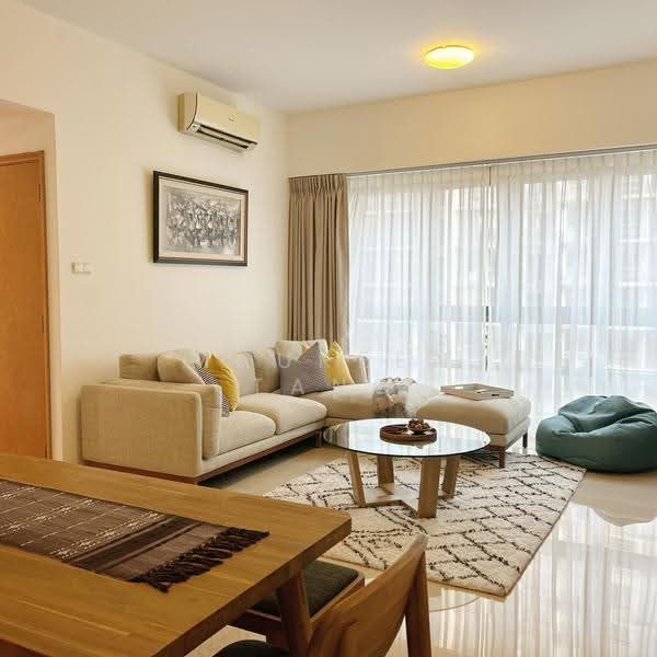 Haig Court, 158 Haig Road, East Coast / Marine Parade, 2 Bedrooms, 1,076 sqft, Condominium For Sale, by Maureen Tang, 500266061 - Living Room - PropertyGuru.com.sg
