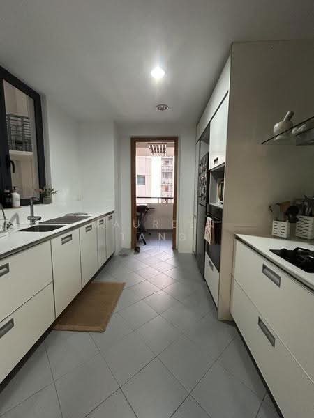 Haig Court, 158 Haig Road, East Coast / Marine Parade, 2 Bedrooms, 1,076 sqft, Condominium For Sale, by Maureen Tang, 500266061 - Kitchen - PropertyGuru.com.sg