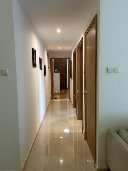 Haig Court, 158 Haig Road, East Coast / Marine Parade, 2 Bedrooms, 1,076 sqft, Condominium For Sale, by Maureen Tang, 500266061 - Corridor - PropertyGuru.com.sg