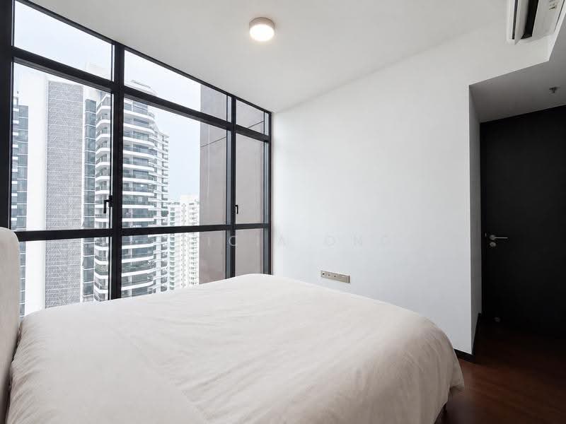 Pullman Residences, 18 Dunearn Road, Newton / Novena, 2 Bedrooms, 667 sqft, Condominium For Sale, by Tricia Ong, 500266064 - Bedroom - PropertyGuru.com.sg