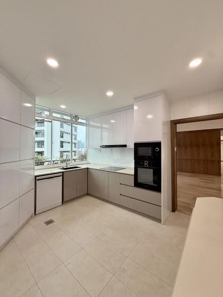 Honolulu Tower, 341 Bukit Timah Road, Tanglin / Holland / Bukit Timah, 4 Bedrooms, 5,823 sqft, Apartment For Sale, by Lynn Er, 500266069 - Kitchen - PropertyGuru.com.sg