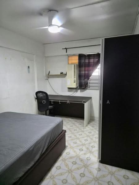 418 Ang Mo Kio Avenue 10, 418 Ang Mo Kio Avenue 10, Ang Mo Kio / Bishan / Thomson, Room Rental, 118 sqft, HDB Flat For Rent, by Angela Chia, 500266074 - Bedroom - PropertyGuru.com.sg