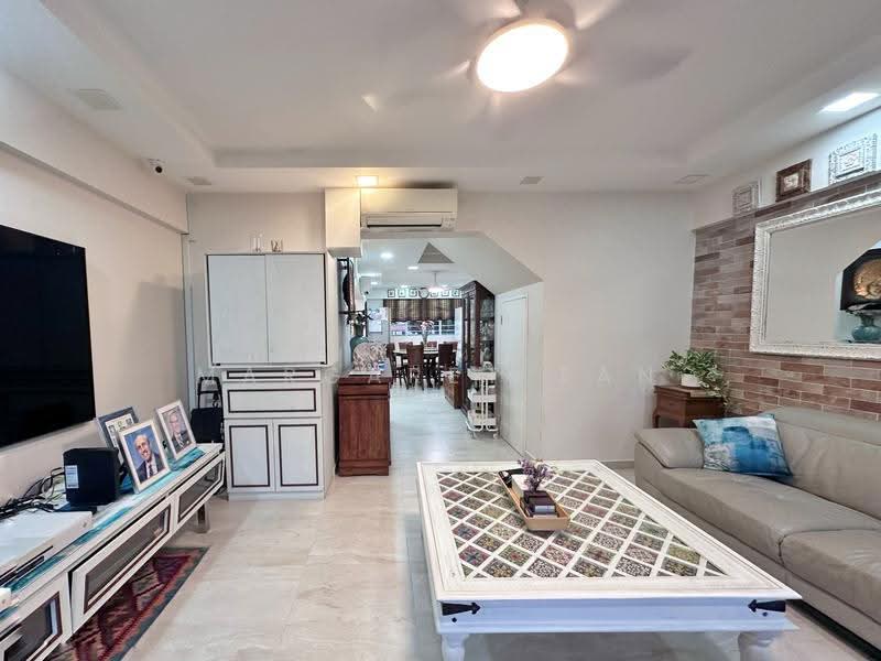 533 Hougang Avenue 6, 533 Hougang Avenue 6, Hougang / Punggol / Sengkang, 4 Bedrooms, 1,561 sqft, HDB Flat For Sale, by Margaret Tan, 500266081 - Living Room - PropertyGuru.com.sg