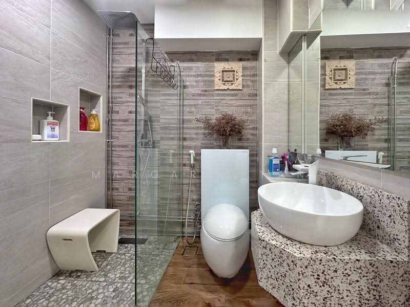 533 Hougang Avenue 6, 533 Hougang Avenue 6, Hougang / Punggol / Sengkang, 4 Bedrooms, 1,561 sqft, HDB Flat For Sale, by Margaret Tan, 500266081 - Bathroom - PropertyGuru.com.sg