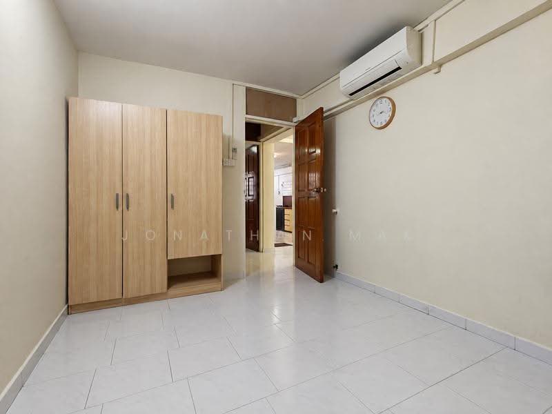 134 Bedok North Street 2, 134 Bedok North Street 2, Bedok / Upper East Coast, 2 Bedrooms, 721 sqft, HDB Flat For Sale, by Jonathan Mak, 500266091 - Common Room - PropertyGuru.com.sg