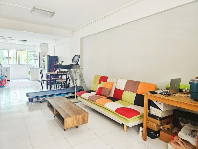 155 Ang Mo Kio Avenue 4, 155 Ang Mo Kio Avenue 4, Ang Mo Kio / Bishan / Thomson, 2 Bedrooms, 732 sqft, HDB Flat For Sale, by Gina Lee, 500266096 - Living Room - PropertyGuru.com.sg
