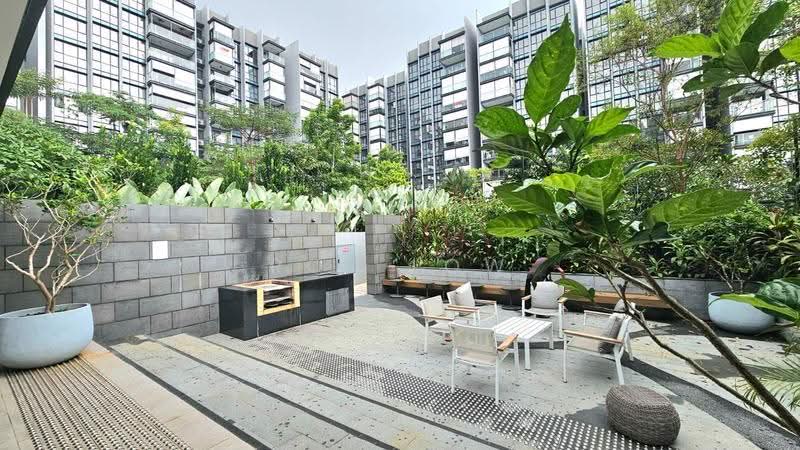 INTEGRATED (MRT, BUS, MALL) Undervalued 3bed 3bath 1study Condo - Woodleigh, Serangoon, CBD, Raffles, Macpherson / Potong Pasir, 3 Bedrooms, 1,076 sqft, Condominium For Sale, by Roy Low, 500266109 - Exterior - PropertyGuru.com.sg