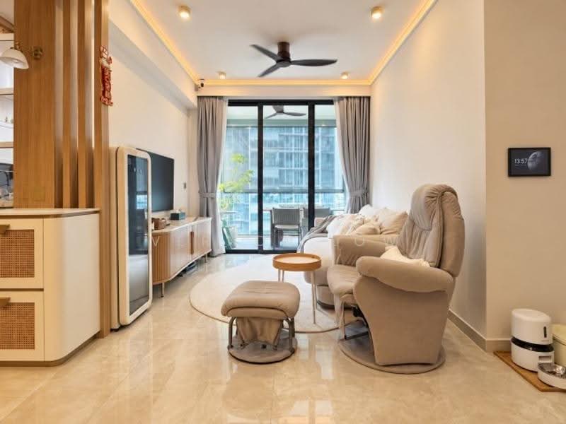 Penrose, 26 Sims Drive, Eunos / Geylang / Paya Lebar, 3 Bedrooms, 1,184 sqft, Condominium For Sale, by Vernon Low, 500266115 - PropertyGuru.com.sg