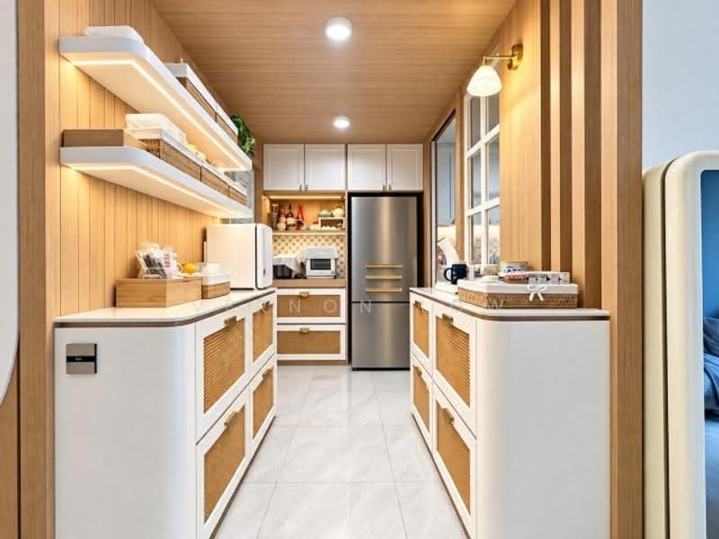 Penrose, 26 Sims Drive, Eunos / Geylang / Paya Lebar, 3 Bedrooms, 1,184 sqft, Condominium For Sale, by Vernon Low, 500266115 - PropertyGuru.com.sg