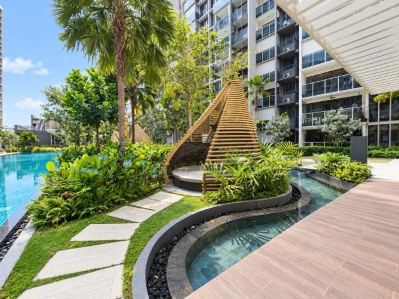 Penrose, 26 Sims Drive, Eunos / Geylang / Paya Lebar, 3 Bedrooms, 1,184 sqft, Condominium For Sale, by Vernon Low, 500266115 - PropertyGuru.com.sg