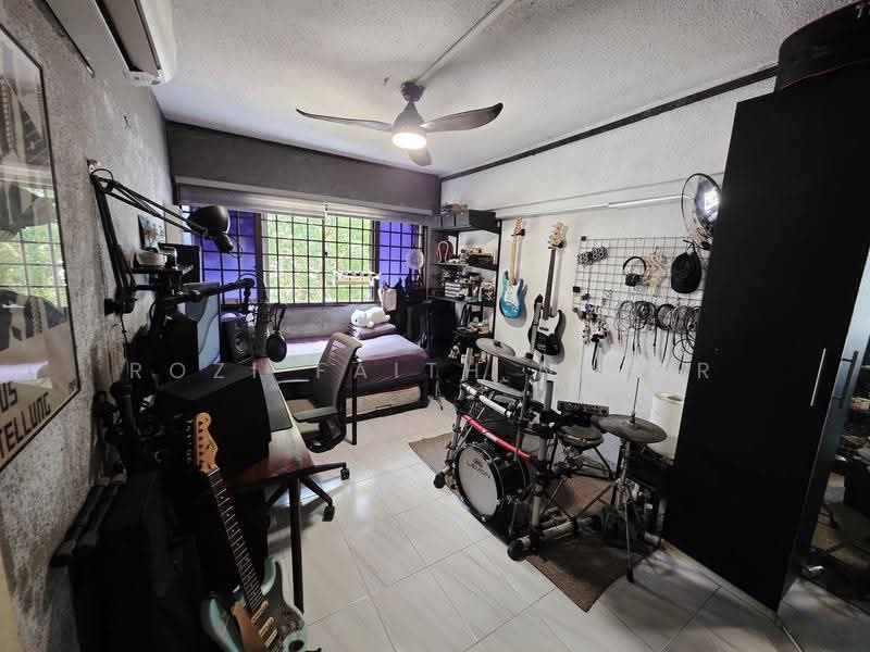 331 Jurong East Avenue 1, 331 Jurong East Avenue 1, Boon Lay / Jurong / Tuas, 4 Bedrooms, 1,410 sqft, HDB Flat For Sale, by Rozi Faith Naser, 500266118 - Bedroom 3 - PropertyGuru.com.sg