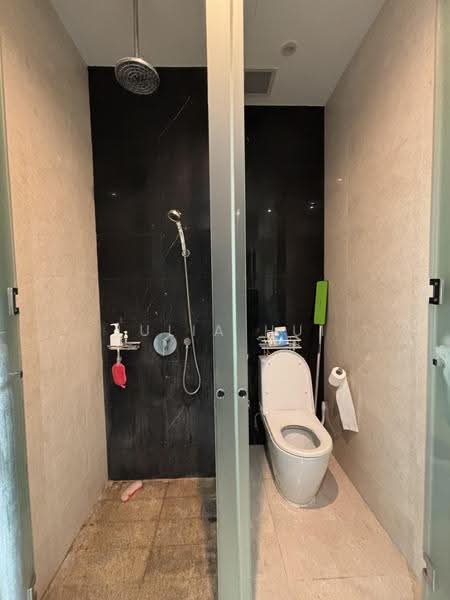Watertown, 69 Punggol Central, Hougang / Punggol / Sengkang, 1 Bedroom, 581 sqft, Condominium For Rent, by Julia Hui, 500266121 - Bathroom - PropertyGuru.com.sg