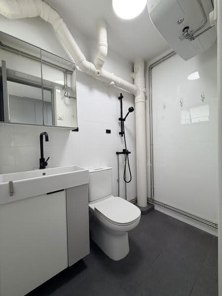 776 Yishun Avenue 2, 776 Yishun Avenue 2, Sembawang / Yishun, Room Rental, 160 sqft, HDB Flat For Rent, by Eddie Xiao, 500266131 - Common Bathroom - PropertyGuru.com.sg