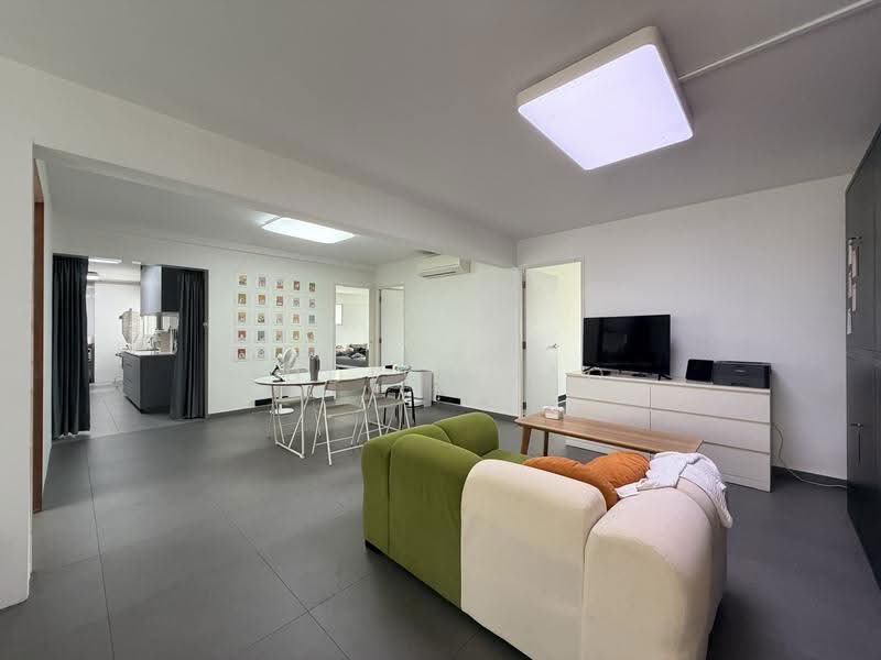 776 Yishun Avenue 2, 776 Yishun Avenue 2, Sembawang / Yishun, Room Rental, 160 sqft, HDB Flat For Rent, by Eddie Xiao, 500266131 - Living Room - PropertyGuru.com.sg