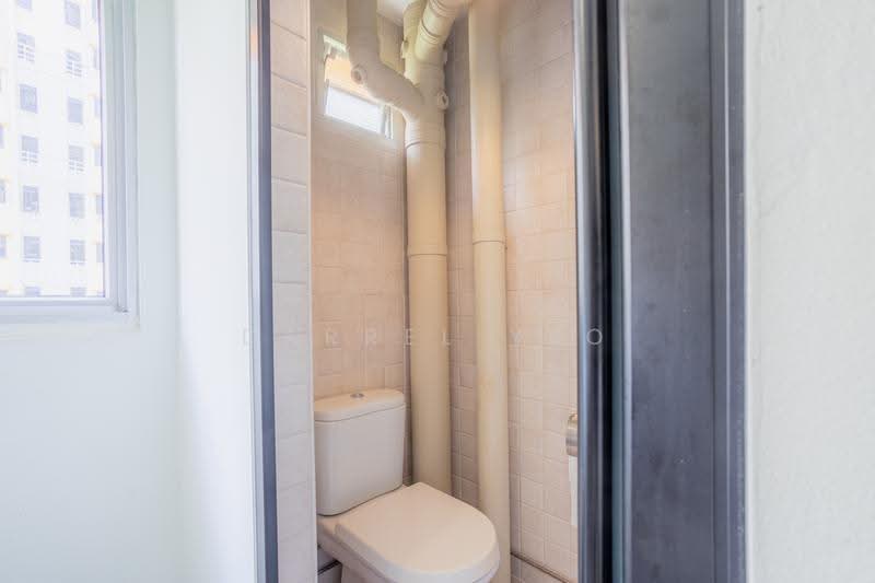 81 Commonwealth Close, 81 Commonwealth Close, Alexandra / Commonwealth, 1 Bedroom, 495 sqft, HDB Flat For Rent, by Darrel Yeo, 500266147 - Bathroom - PropertyGuru.com.sg