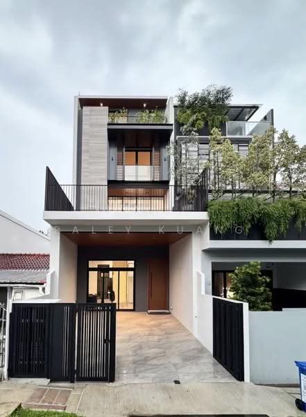 Sembawang Straits Estate, 23 Jalan Machang, Sembawang / Yishun, 5 Bedrooms, 1,771 sqft, Terraced House For Sale, by Paley Kuang, 500266150 - Exterior - PropertyGuru.com.sg