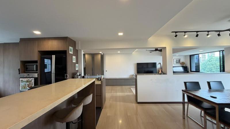 940 Hougang Street 92, 940 Hougang Street 92, Hougang / Punggol / Sengkang, 3 Bedrooms, 1,528 sqft, HDB Flat For Sale, by Dennis Lim, 500266157 - Kitchen - PropertyGuru.com.sg
