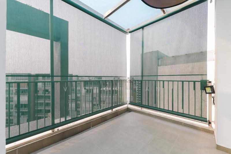 Watercolours, 25 Pasir Ris Link, Pasir Ris / Tampines, 3 Bedrooms, 1,787 sqft, Condominium For Sale, by Victor Tan, 500266158 - Balcony - PropertyGuru.com.sg