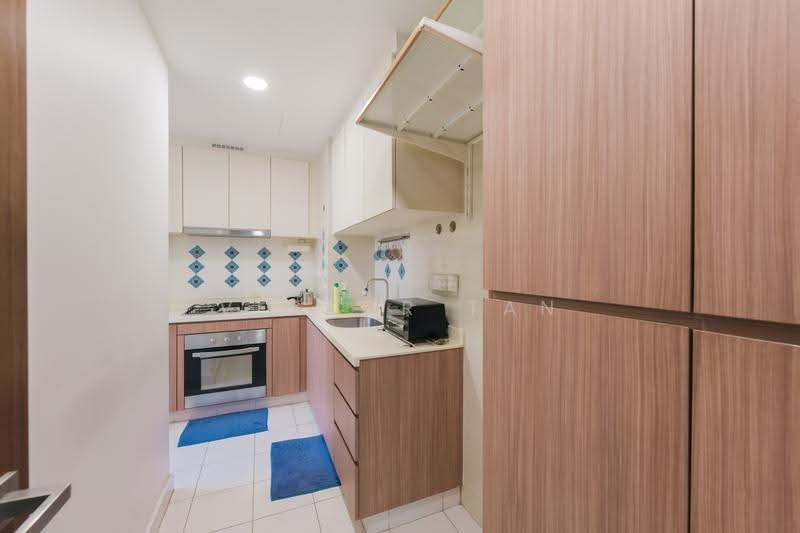 Watercolours, 25 Pasir Ris Link, Pasir Ris / Tampines, 3 Bedrooms, 1,787 sqft, Condominium For Sale, by Victor Tan, 500266158 - Kitchen - PropertyGuru.com.sg