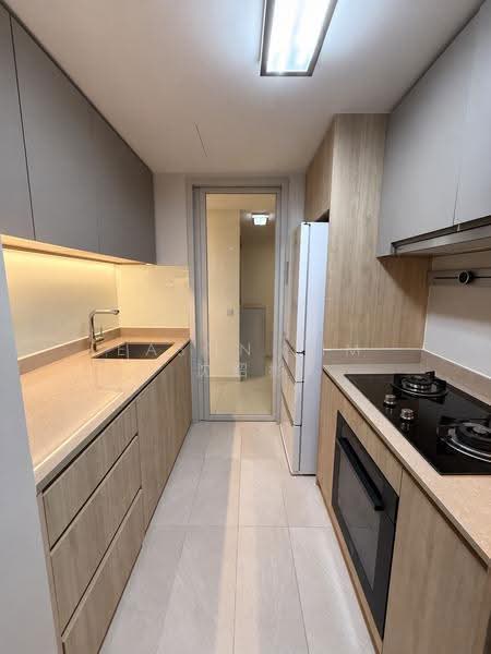 Twin VEW, 93 West Coast Vale, Buona Vista / West Coast / Clementi New Town, 3 Bedrooms, 1,066 sqft, Condominium For Sale, by Eason Sim 沈绍彬, 500266161 - Kitchen - PropertyGuru.com.sg