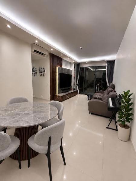 Twin VEW, 93 West Coast Vale, Buona Vista / West Coast / Clementi New Town, 3 Bedrooms, 1,066 sqft, Condominium For Sale, by Eason Sim 沈绍彬, 500266161 - Living Room - PropertyGuru.com.sg