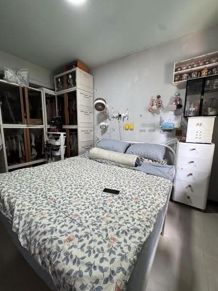 656B Jurong West Street 61, 656B Jurong West Street 61, Boon Lay / Jurong / Tuas, 3 Bedrooms, 1,194 sqft, HDB Flat For Sale, by Mark Wang, 500266162 - Bedroom - PropertyGuru.com.sg