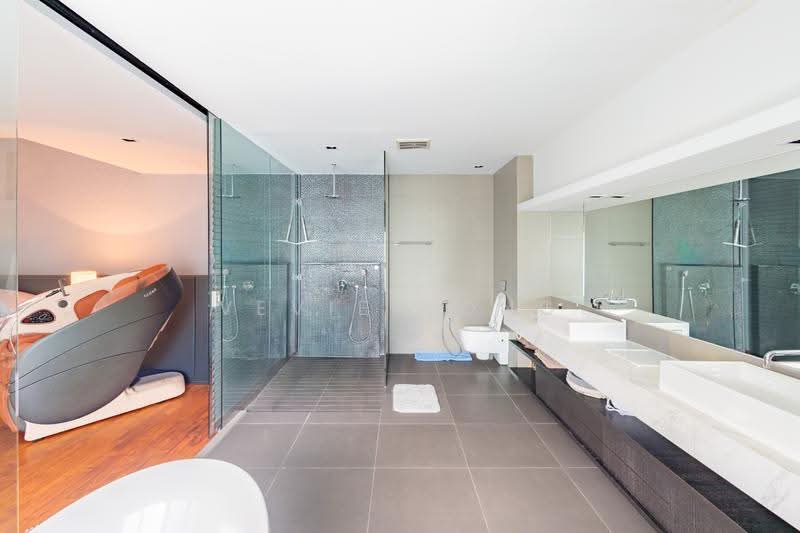 Wak Hassan Drive, Wak Hassan Drive, Inggu Road, Penaga Place, Kerong Lane, Sembawang / Yishun, 4 Bedrooms, 7,442 sqft, Semi-Detached House For Sale, by Vevien Ong, 500266164 - Bathroom - PropertyGuru.com.sg