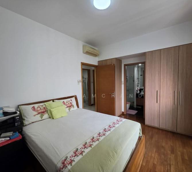 The Waterina, 59 Lorong 40 Geylang, Eunos / Geylang / Paya Lebar, 2 Bedrooms, 1,130 sqft, Condominium For Rent, by S. Pramchand, 500266166 - Bedroom - PropertyGuru.com.sg