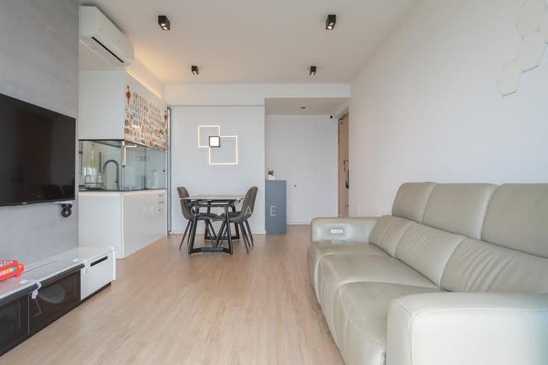 Waterview, 91 Tampines Avenue 1, Pasir Ris / Tampines, 4 Bedrooms, 1,216 sqft, Condominium For Sale, by Michael Lin, 500266172 - Living Room - PropertyGuru.com.sg