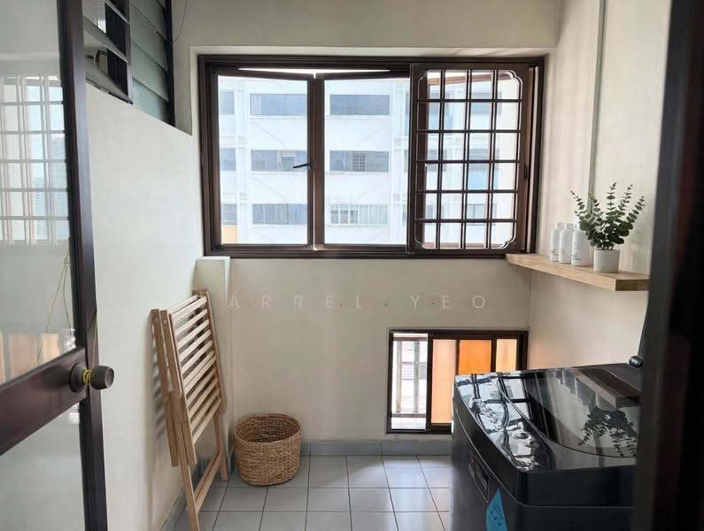 160 Jalan Teck Whye, 160 Jalan Teck Whye, Dairy Farm / Bukit Panjang / Choa Chu Kang, 3 Bedrooms, 1,087 sqft, HDB Flat For Sale, by Darrel Yeo, 500266176 - Service Yard - PropertyGuru.com.sg