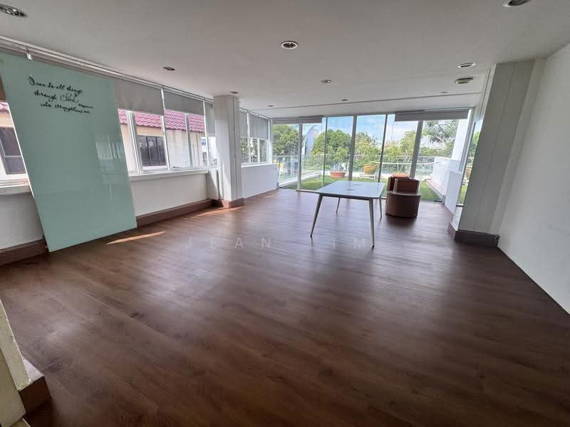 Rare Huge Semi Detached Unblocked View, Eunos / Geylang / Paya Lebar, 6 Bedrooms, 6,000 sqft, Semi-Detached House For Sale, by Jean Lim, 500266180 - Family Entertainment Room - PropertyGuru.com.sg