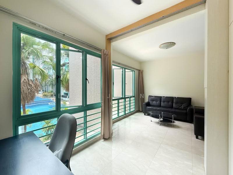 Hazel Park Condo, 15 Hazel Park Condo, Dairy Farm / Bukit Panjang / Choa Chu Kang, 2 Bedrooms, 980 sqft, Condominium For Rent, by Regis Johnson Soh, 500266181 - Living Room - PropertyGuru.com.sg