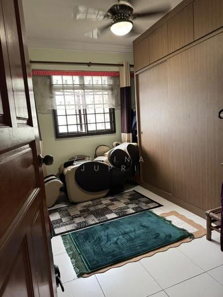 678 Choa Chu Kang Crescent, 678 Choa Chu Kang Crescent, Dairy Farm / Bukit Panjang / Choa Chu Kang, Room Rental, 100 sqft, HDB Flat For Rent, by Zurina Jupri, 500266184 - Bedroom - PropertyGuru.com.sg