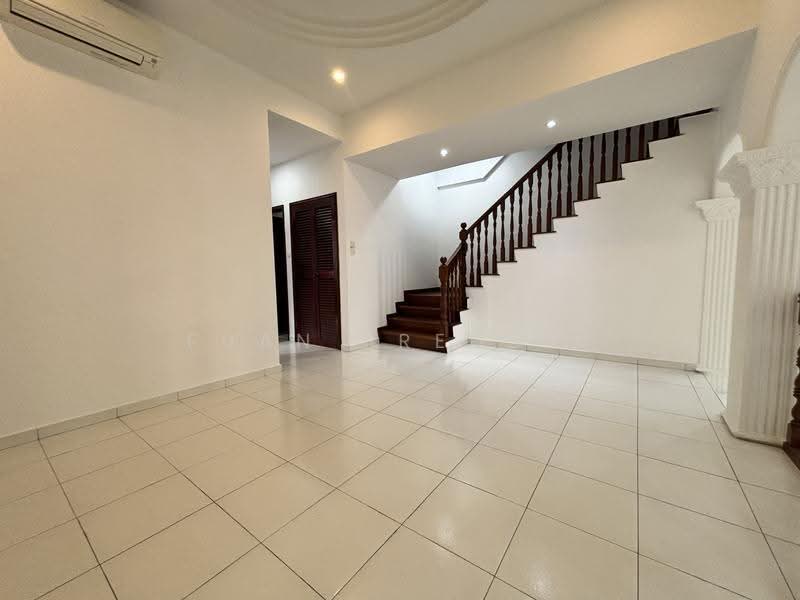 3 Storey Corner Terrace For Rent @ Highgate Crescent Old Toh Tuck Rd, Highgate crescent, Clementi Park / Upper Bukit Timah, 6 Bedrooms, 3,154 sqft, Corner Terrace For Rent, by Fuan Freddie, 500266185 - PropertyGuru.com.sg