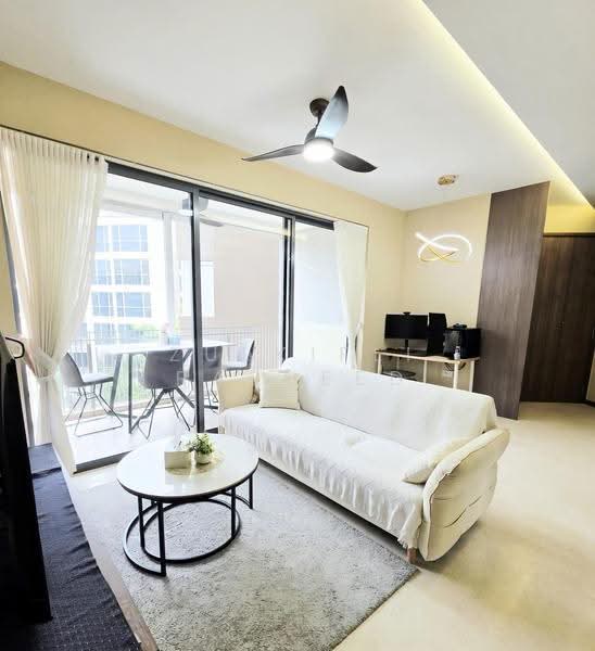 Palm Isles, 40 Flora Drive, Changi Airport / Changi Village, 3 Bedrooms, 990 sqft, Condominium For Sale, by Zulkifli Rasheed, 500266190 - Living Room - PropertyGuru.com.sg