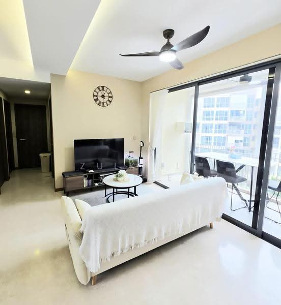 Palm Isles, 40 Flora Drive, Changi Airport / Changi Village, 3 Bedrooms, 990 sqft, Condominium For Sale, by Zulkifli Rasheed, 500266190 - Living Room - PropertyGuru.com.sg