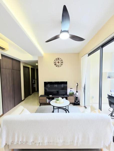Palm Isles, 40 Flora Drive, Changi Airport / Changi Village, 3 Bedrooms, 990 sqft, Condominium For Sale, by Zulkifli Rasheed, 500266190 - Living Room - PropertyGuru.com.sg