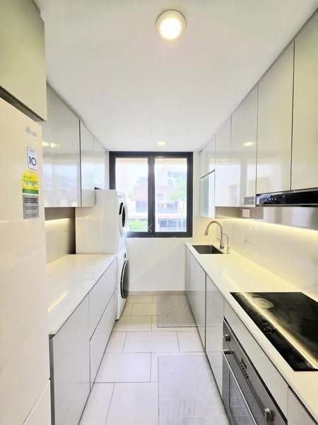 Palm Isles, 40 Flora Drive, Changi Airport / Changi Village, 3 Bedrooms, 990 sqft, Condominium For Sale, by Zulkifli Rasheed, 500266190 - Kitchen - PropertyGuru.com.sg